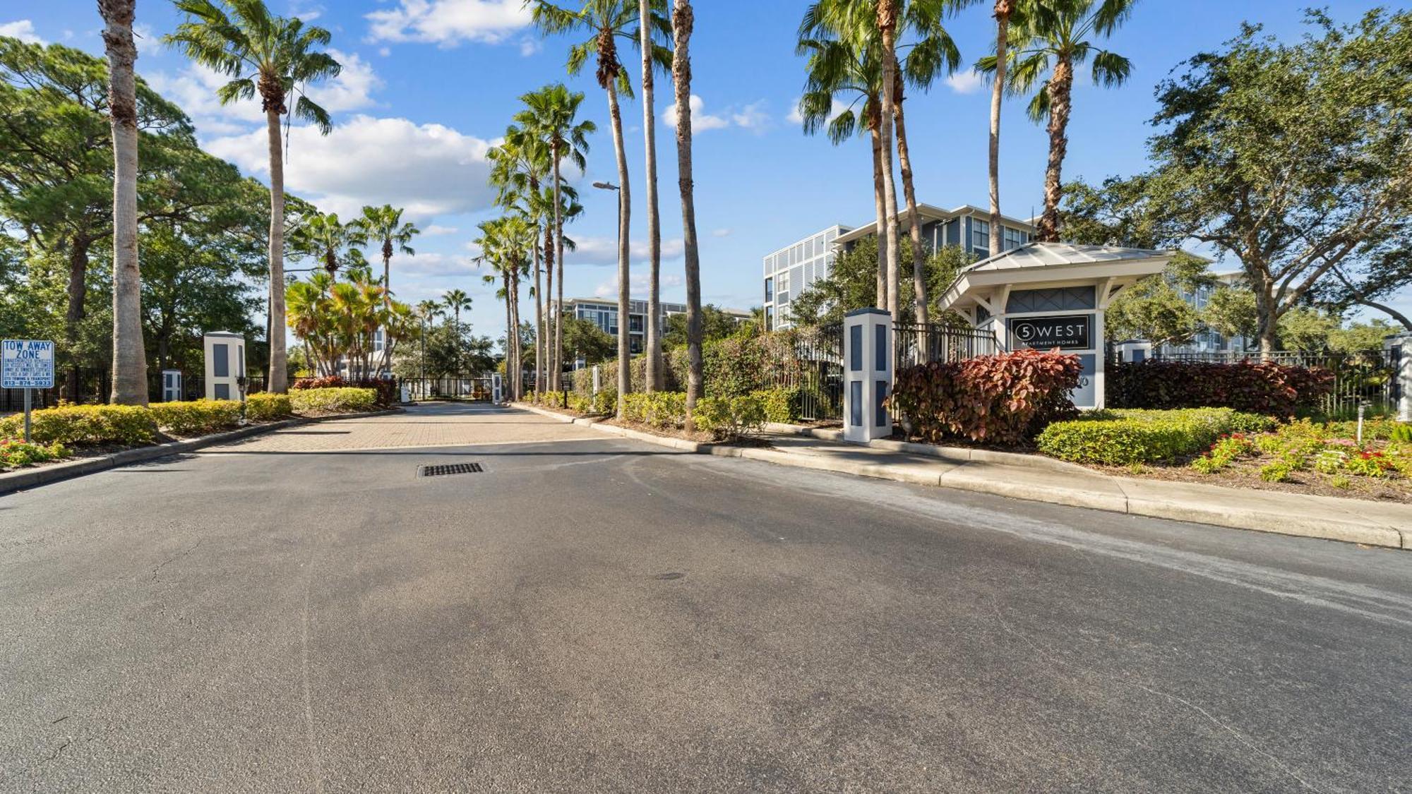 Апартаменты Urban 2Br2Ba Gem-Near Airport Тампа Экстерьер фото