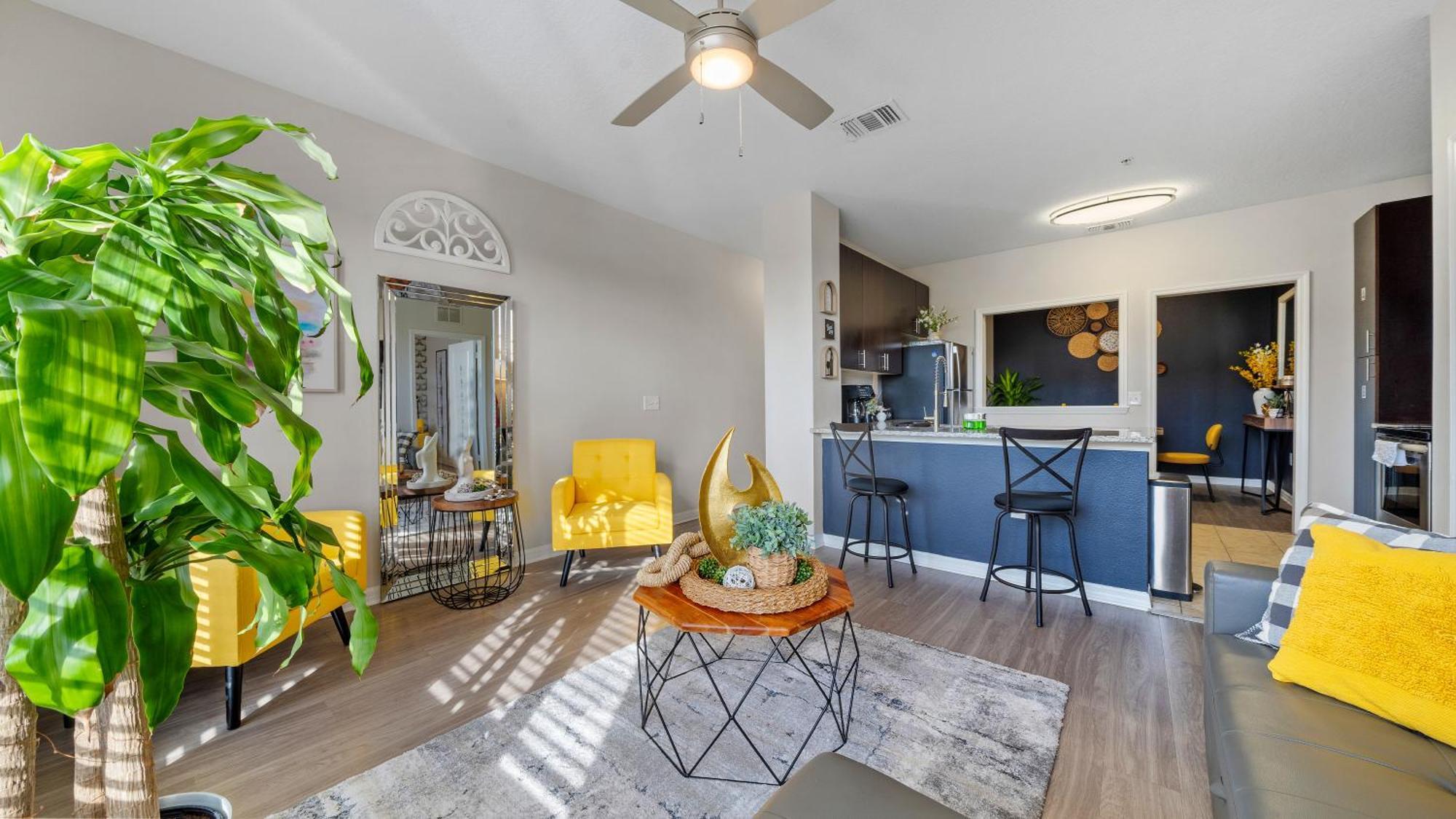 Апартаменты Urban 2Br2Ba Gem-Near Airport Тампа Экстерьер фото