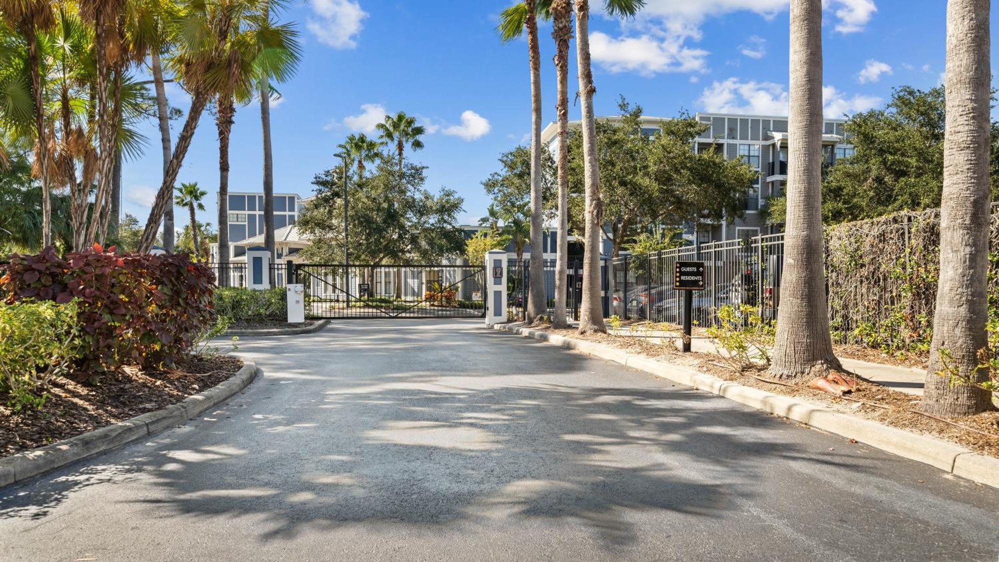 Апартаменты Urban 2Br2Ba Gem-Near Airport Тампа Экстерьер фото
